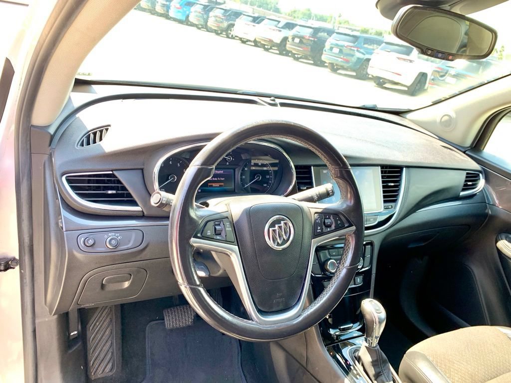 Used 2021 Buick Encore Preferred FWD image 11