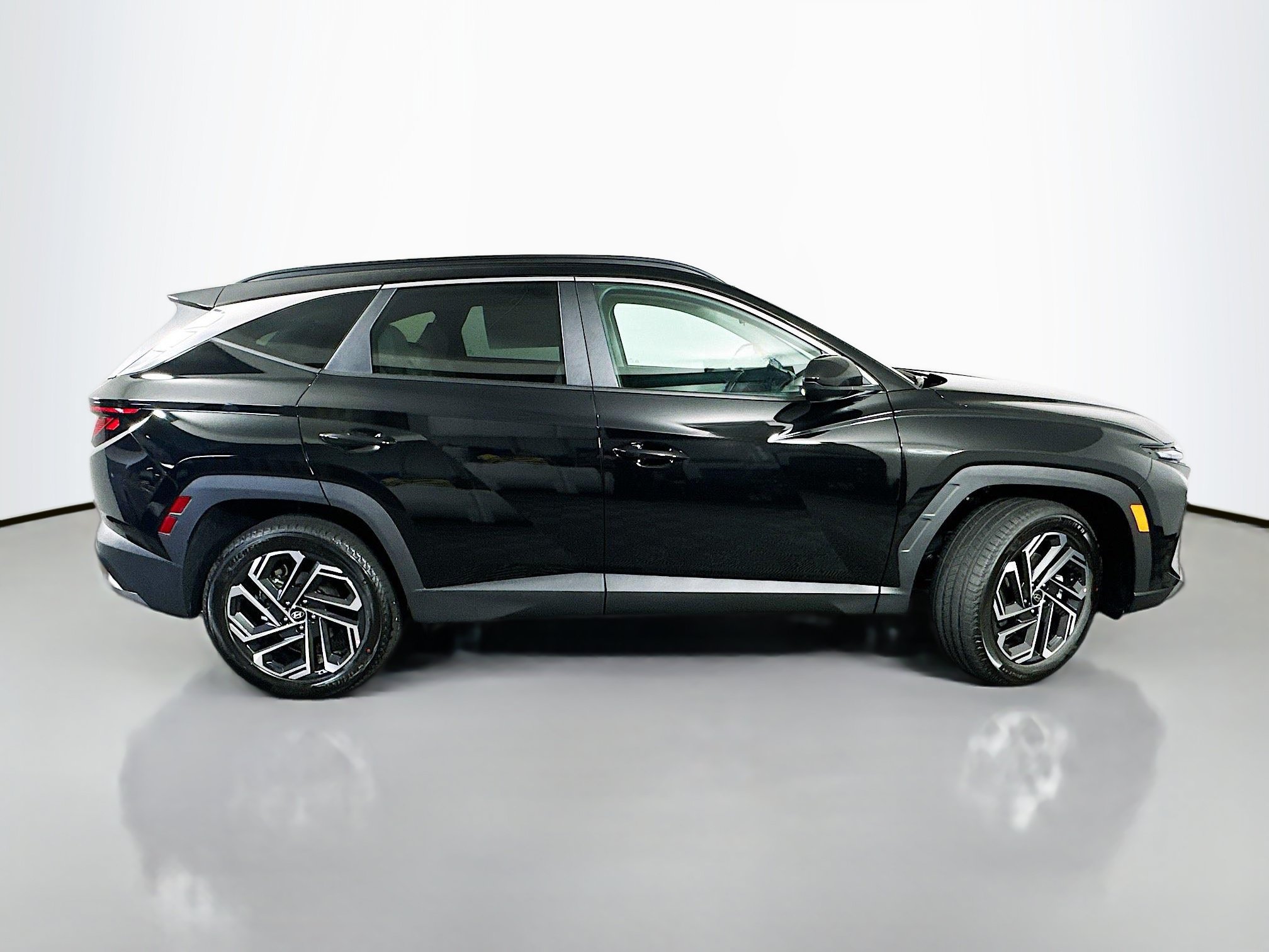 New 2026 Hyundai Tucson SEL Plus AWD/4WD image 8