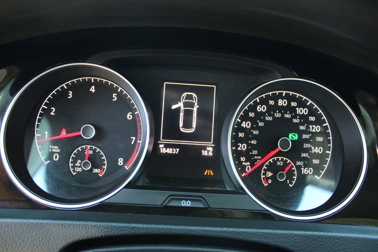 Used 2016 Volkswagen Golf SEL FWD image 24