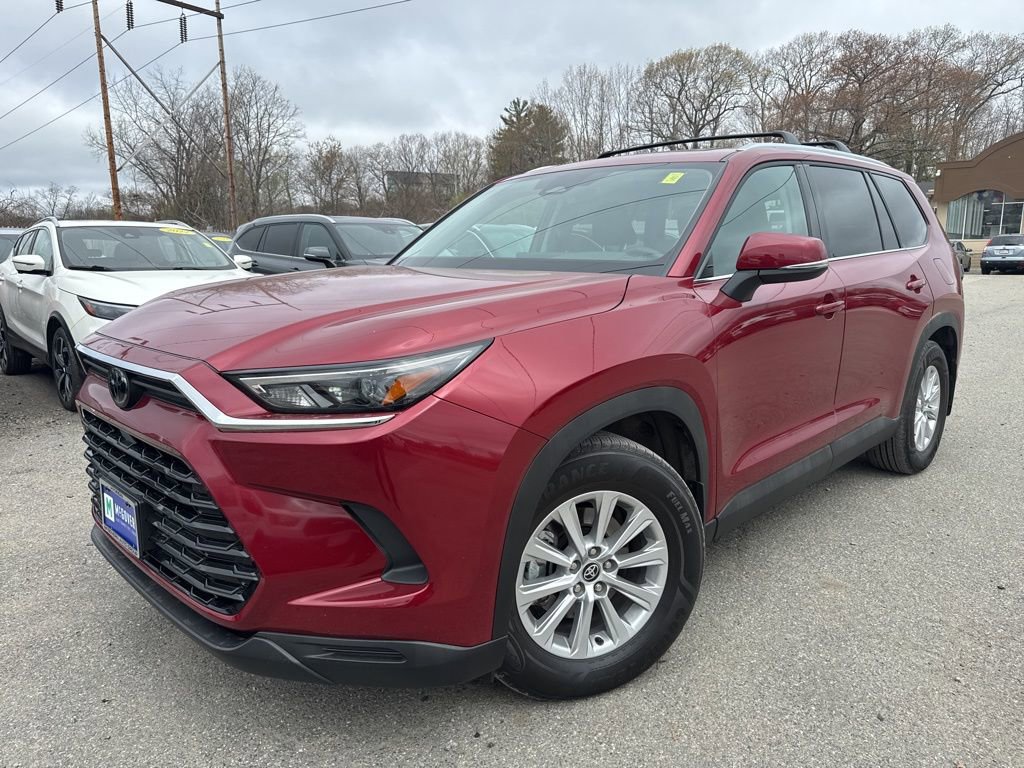 Used 2026 Toyota Grand Highlander AWD image 2