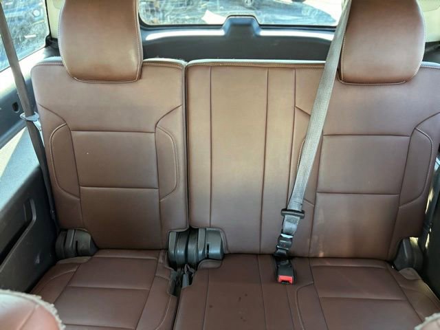 Used 2017 Chevrolet Suburban Premier image 20