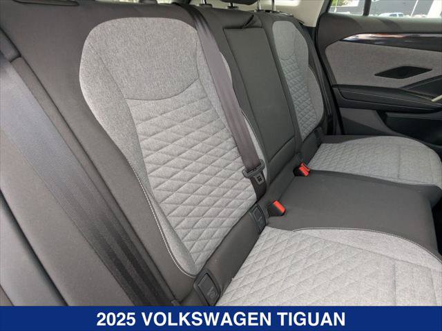 Certified 2025 Volkswagen Tiguan S FWD image 20