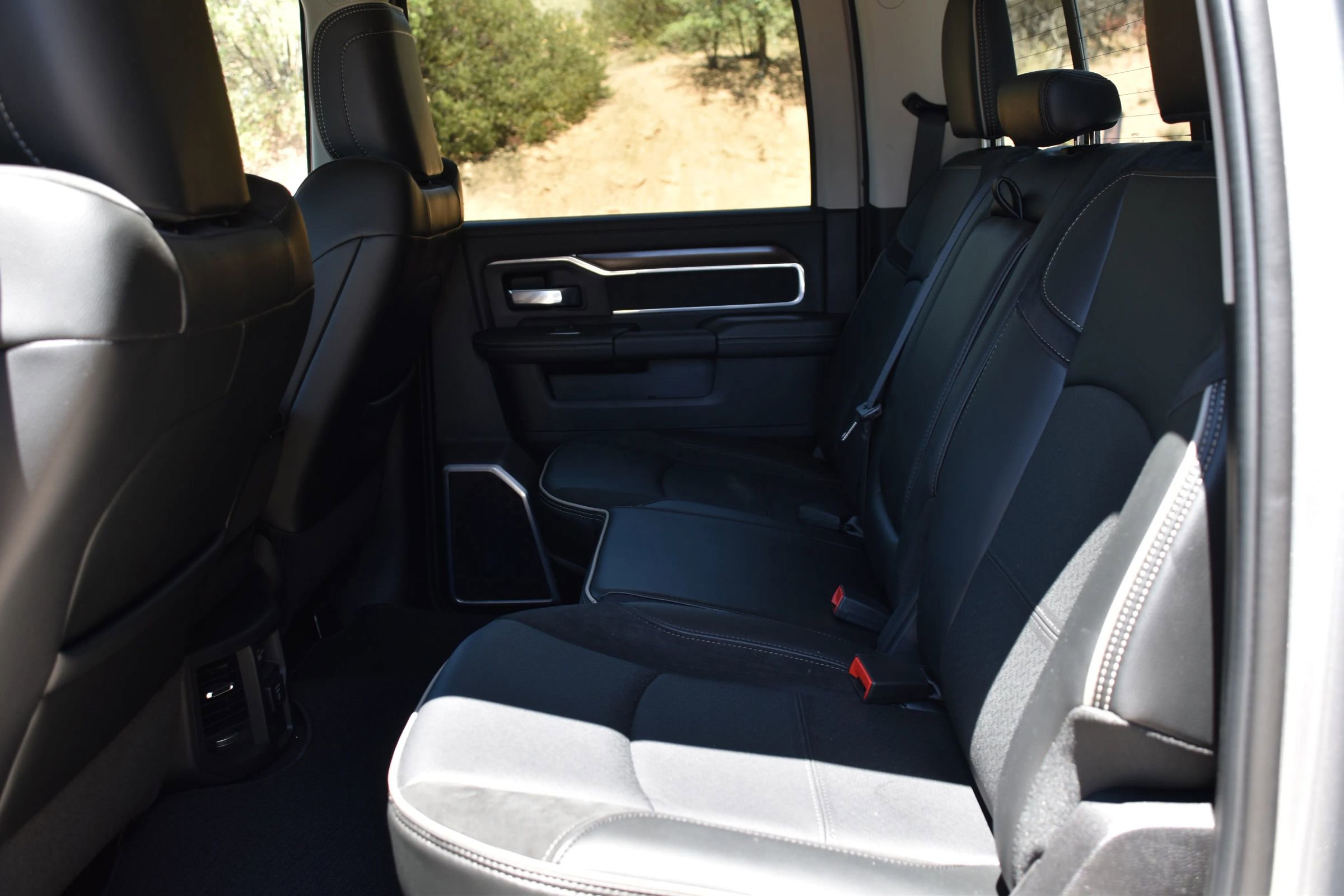 Used 2024 RAM 2500 Laramie image 21