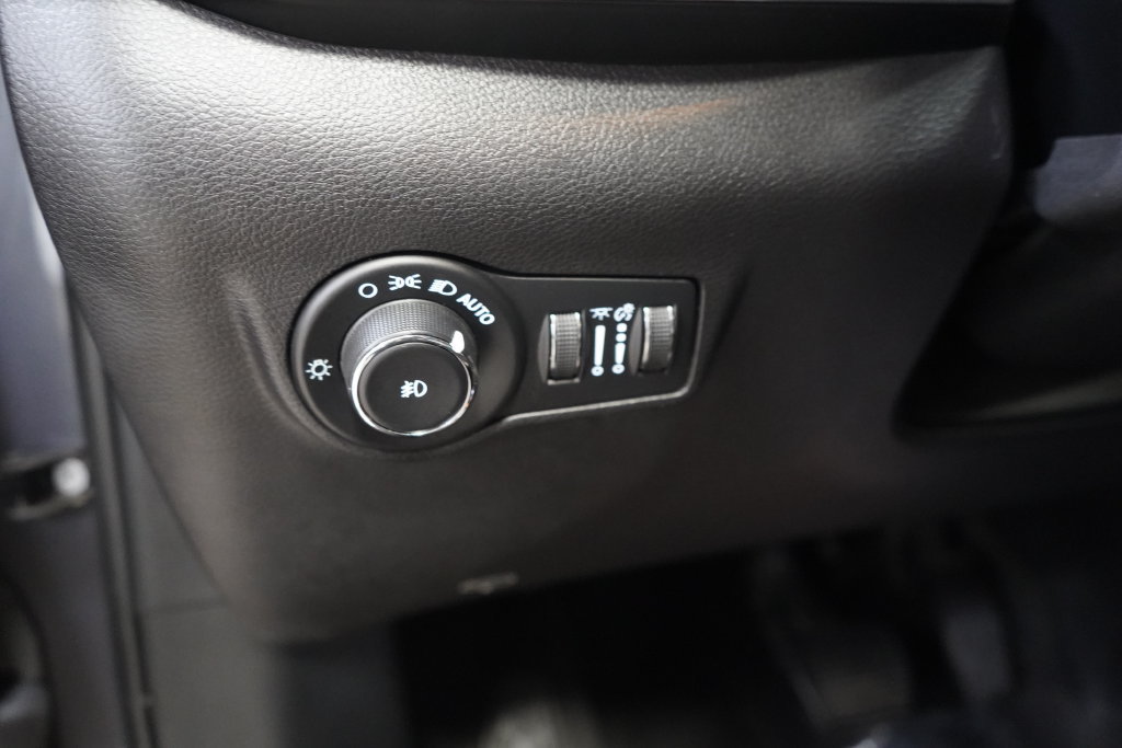 Used 2024 Jeep Compass Limited AWD/4WD image 31