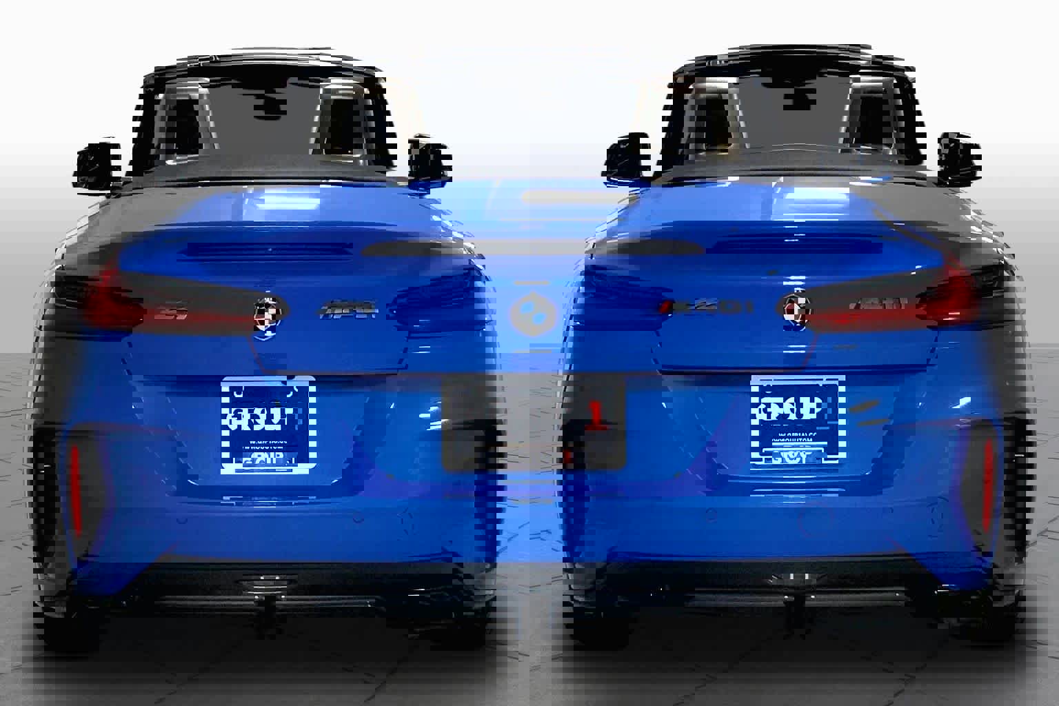 Used 2020 BMW Z4 M40i w/ Premium Package image 4