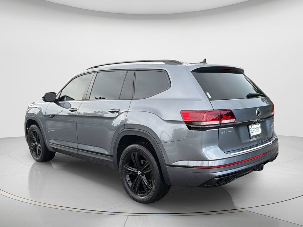 Certified 2023 Volkswagen Atlas SEL R-Line AWD/4WD image 9