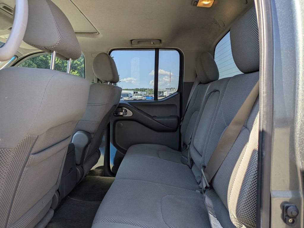 Used 2006 Nissan Frontier LE w/ (H01) Rockford Fosgate Pkg image 26