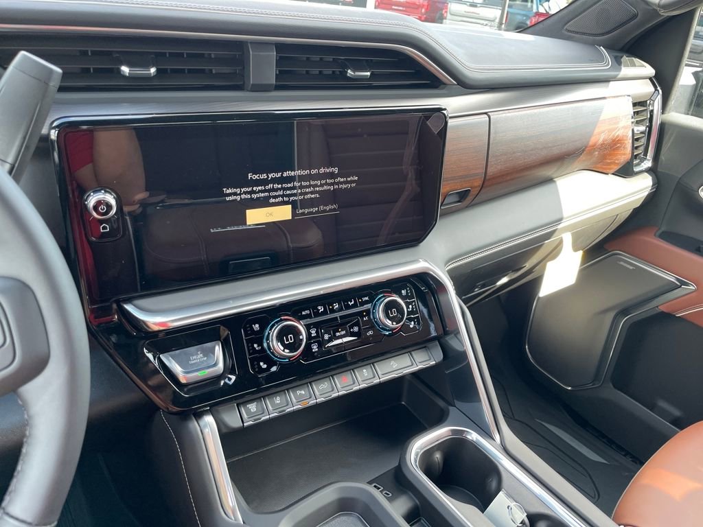 New 2026 GMC Sierra 2500 Denali Ultimate image 18