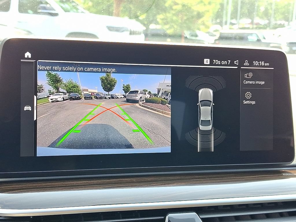 Used 2022 BMW 530e xDrive w/ Premium Package AWD/4WD image 19