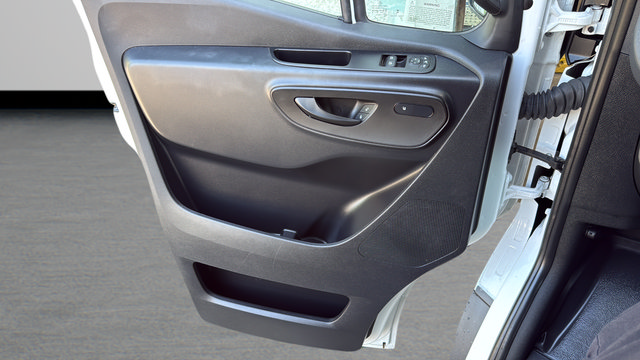 Used 2025 Mercedes-Benz Sprinter 2500 image 10