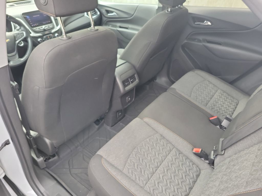 Used 2022 Chevrolet Equinox LT FWD image 17