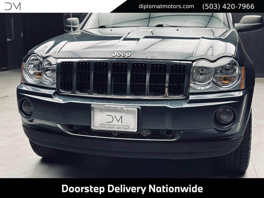 Used 2007 Jeep Grand Cherokee Limited w/ Trailer Tow Group IV AWD/4WD image 14