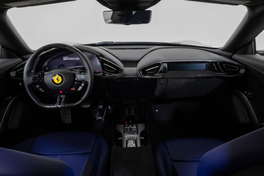 Used 2025 Ferrari 12Cilindri image 19