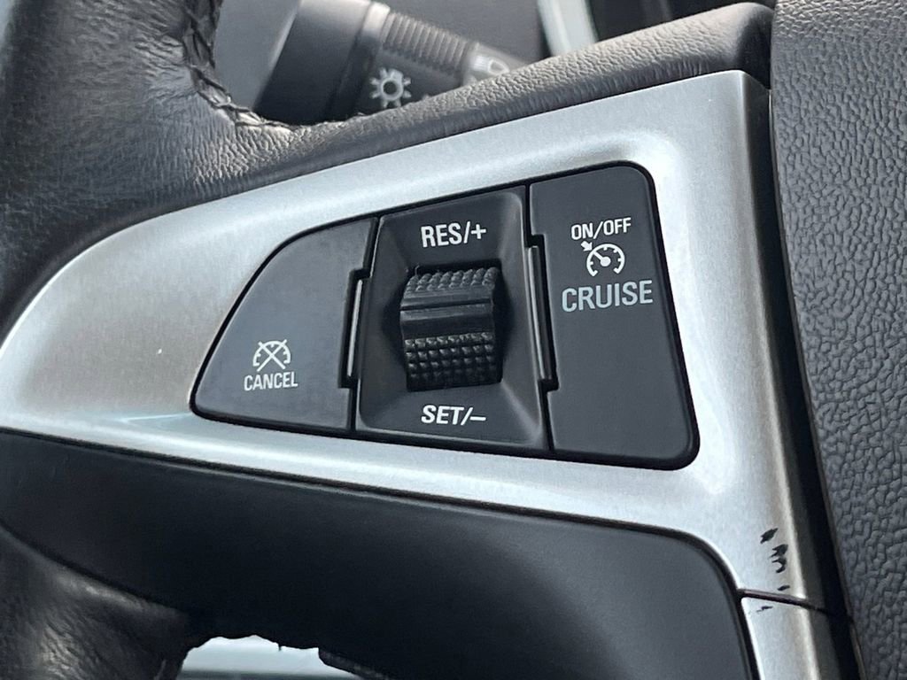 Used 2017 Chevrolet Equinox LT w/ Convenience Package image 10