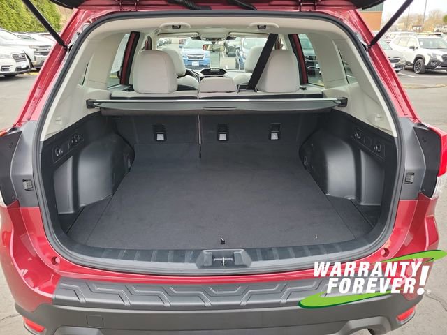Used 2023 Subaru Forester Premium image 18