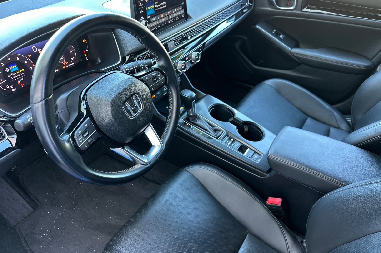 Used 2022 Honda Civic Sport Touring image 10