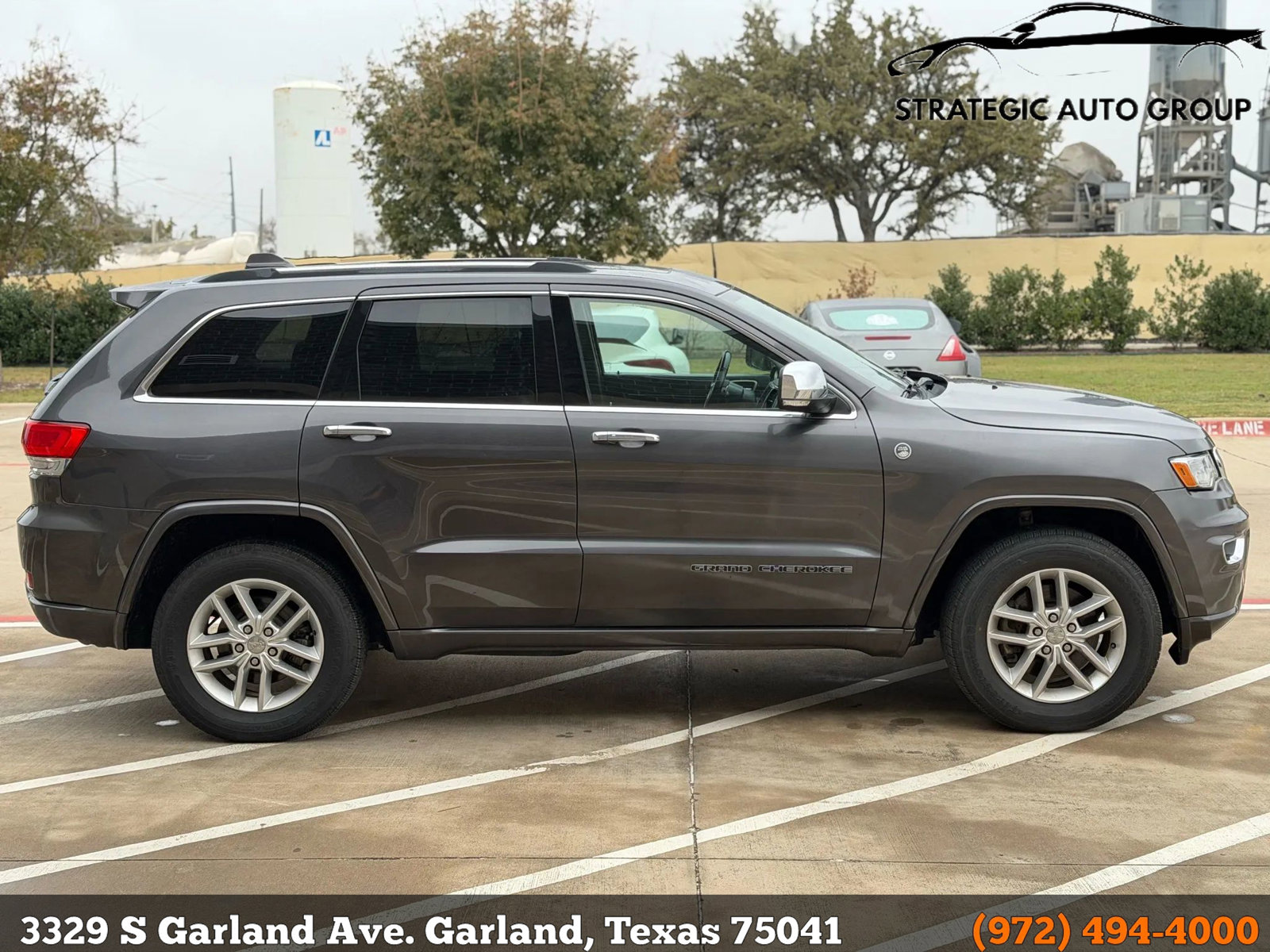 Used 2017 Jeep Grand Cherokee Overland image 8