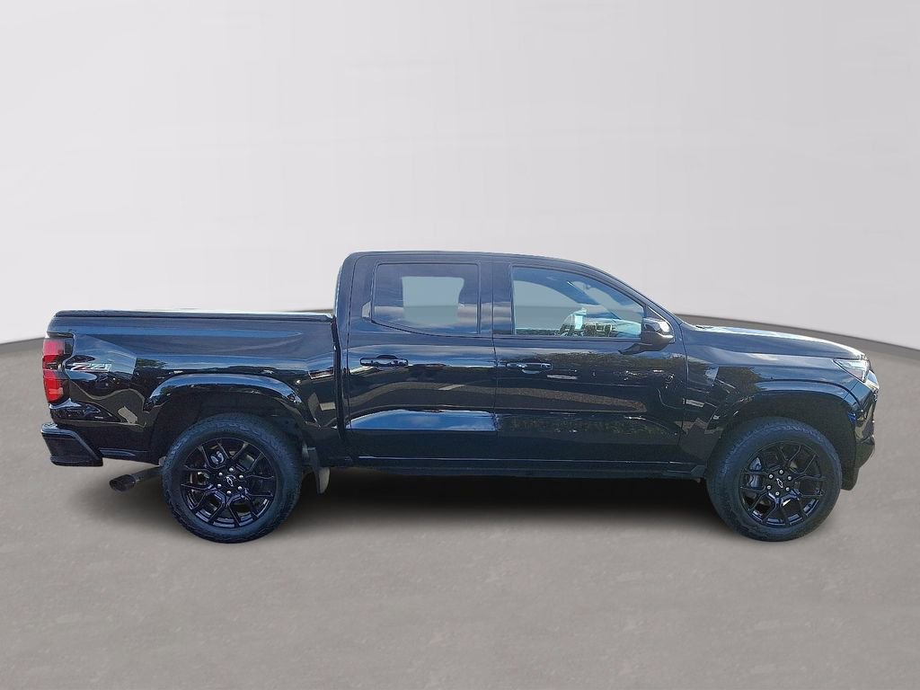 Certified 2024 Chevrolet Colorado Z71 w/ LPO, Dark Essentials Package image 7