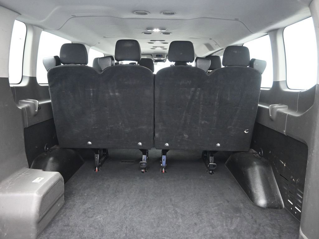 Used 2023 Ford Transit 350 XLT image 24