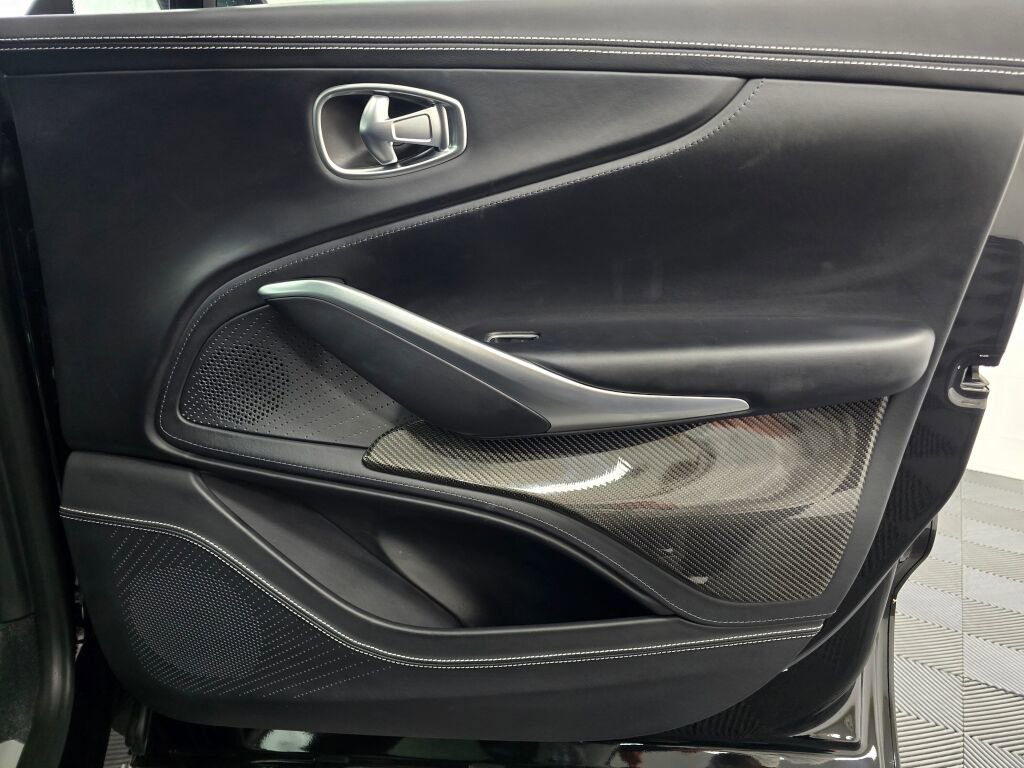 Used 2024 Aston Martin DBX 707 image 27