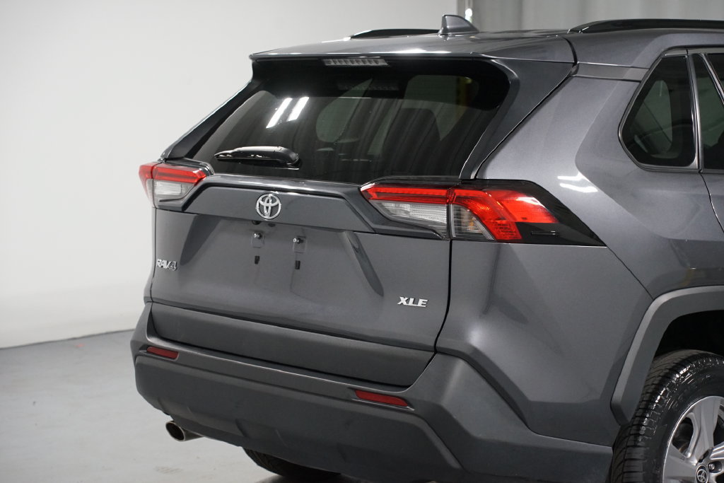 Certified 2024 Toyota RAV4 XLE FWD image 9
