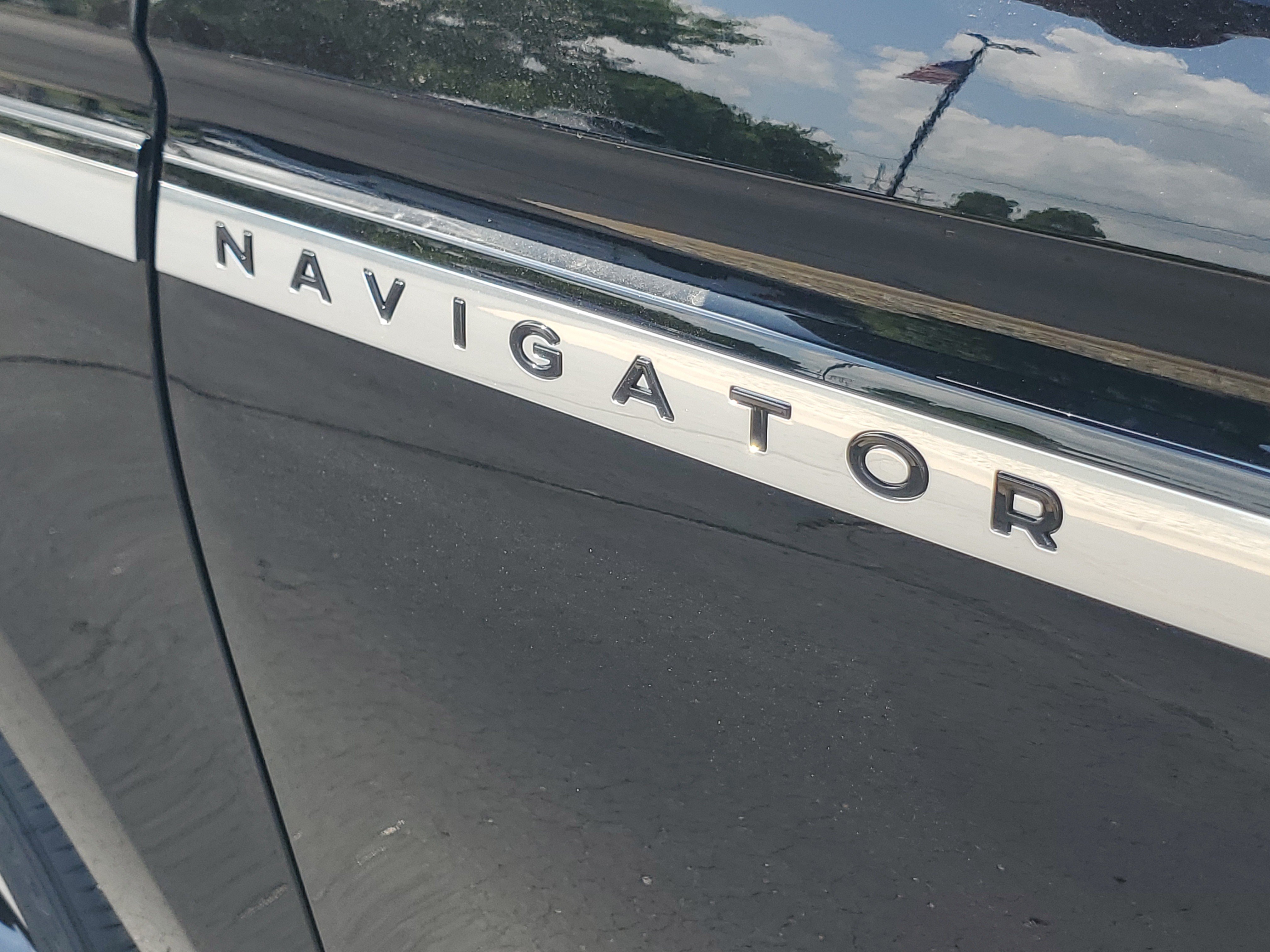 New 2027 Lincoln Navigator L Reserve AWD/4WD image 7