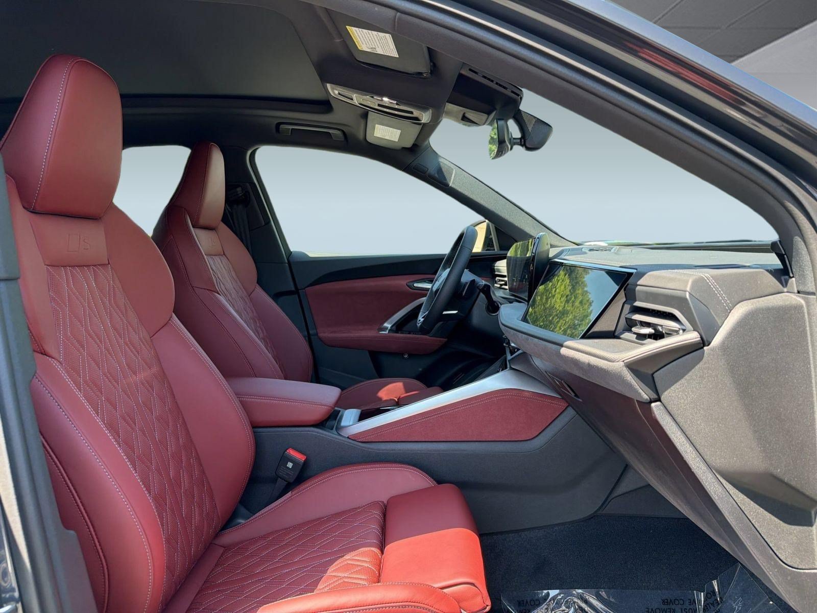 Certified 2025 Audi SQ5 Prestige AWD/4WD image 26