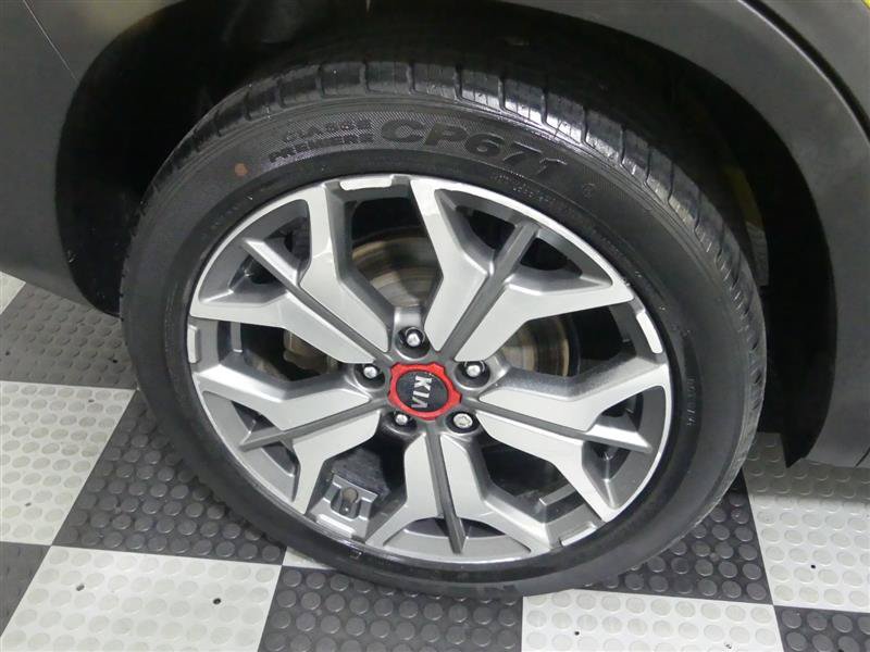 Used 2021 Kia Seltos SX w/ SX Sunroof Package AWD/4WD image 17