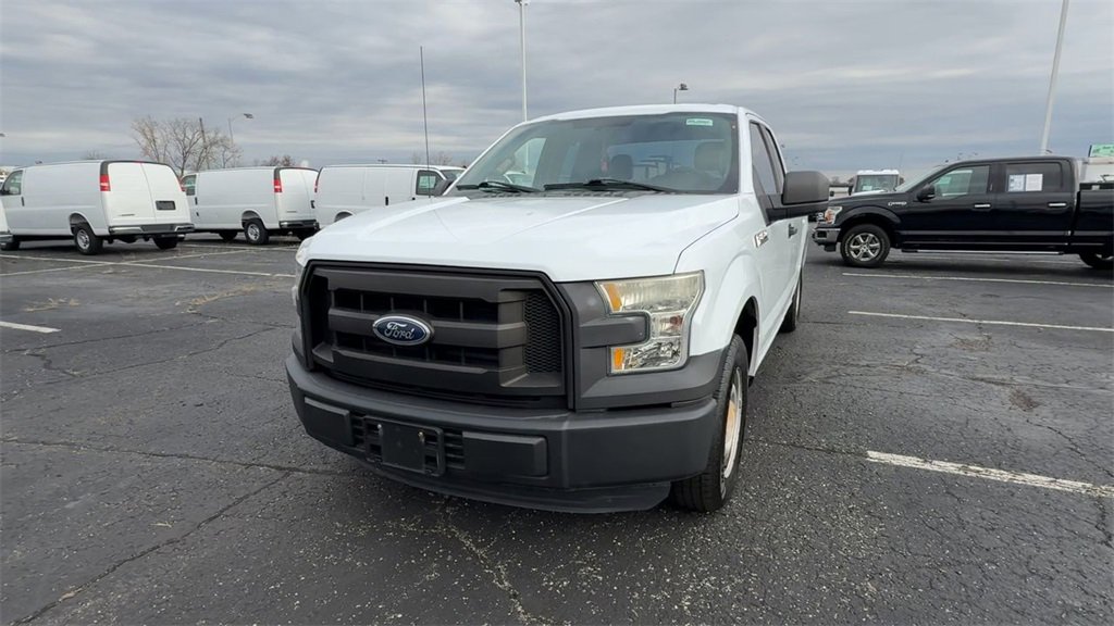 Used 2015 Ford F150 XL w/ Equipment Group 101A Mid image 3