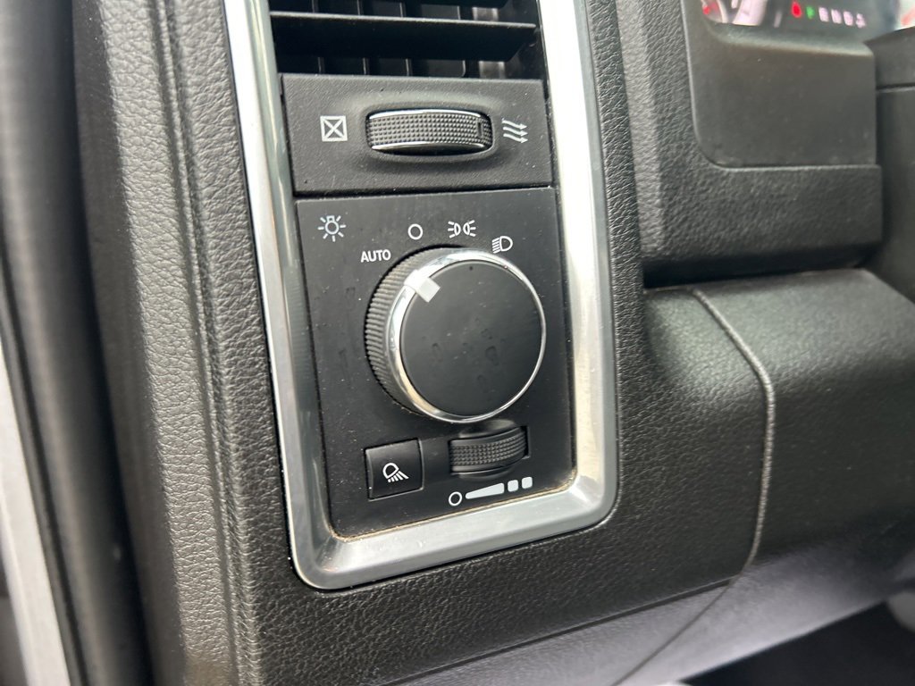 Used 2024 RAM 1500 Classic SLT image 16