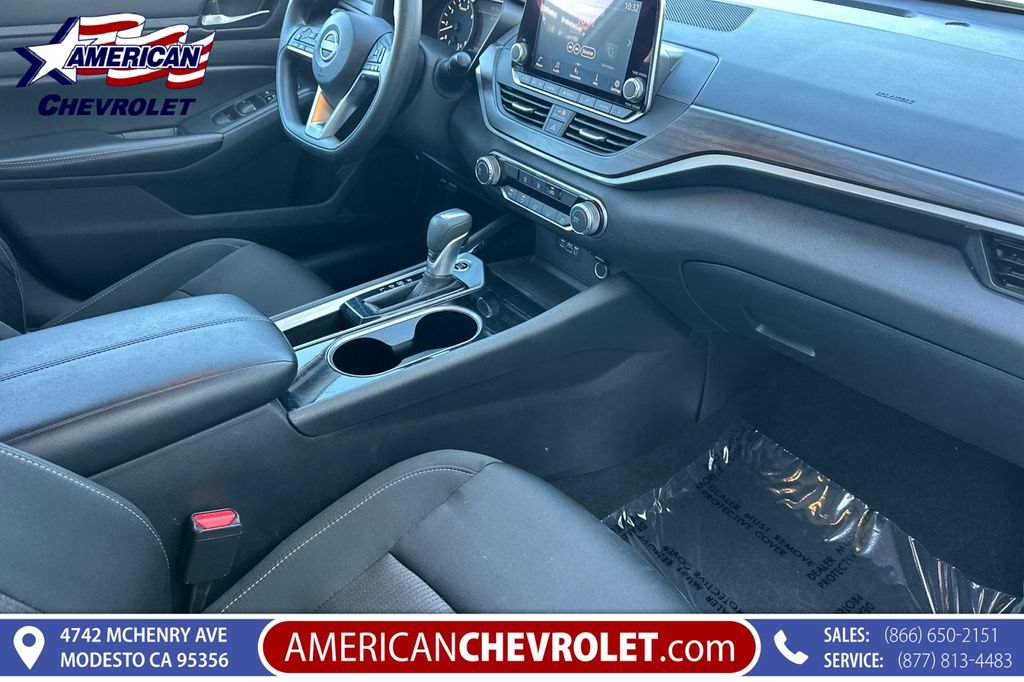 Used 2024 Nissan Altima 2.5 SV FWD image 20