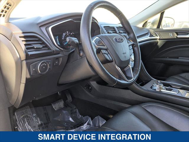 Used 2019 Ford Fusion Titanium image 12