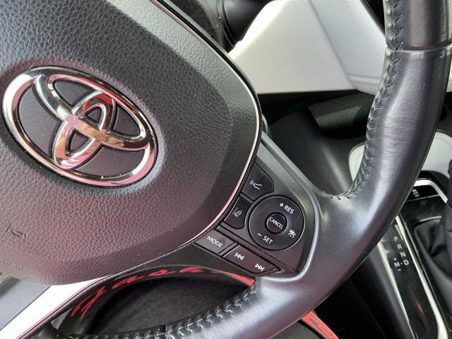 Used 2020 Toyota Corolla SE FWD image 24