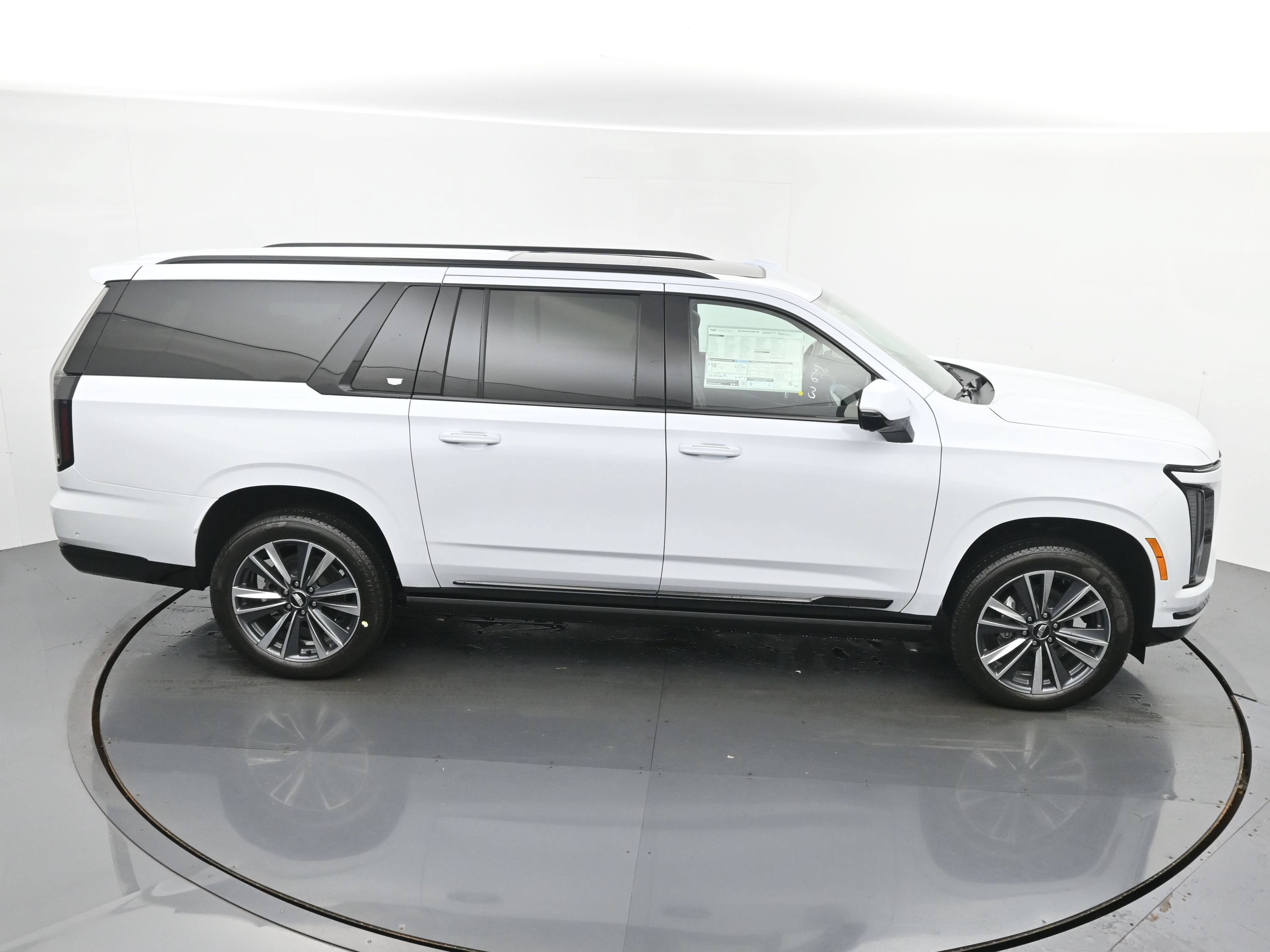 New 2026 Cadillac Escalade ESV Sport w/ Touring Package AWD/4WD image 28