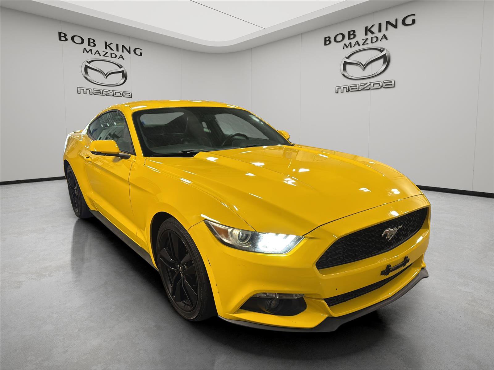 Used 2017 Ford Mustang Premium w/ Ecoboost Performance Package RWD image 7