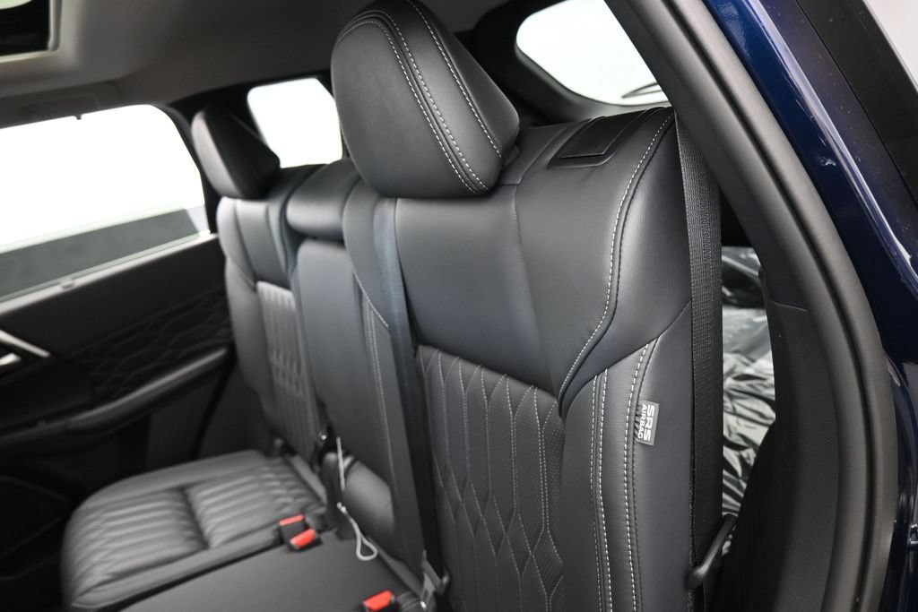 New 2026 Mitsubishi Outlander SEL FWD image 36