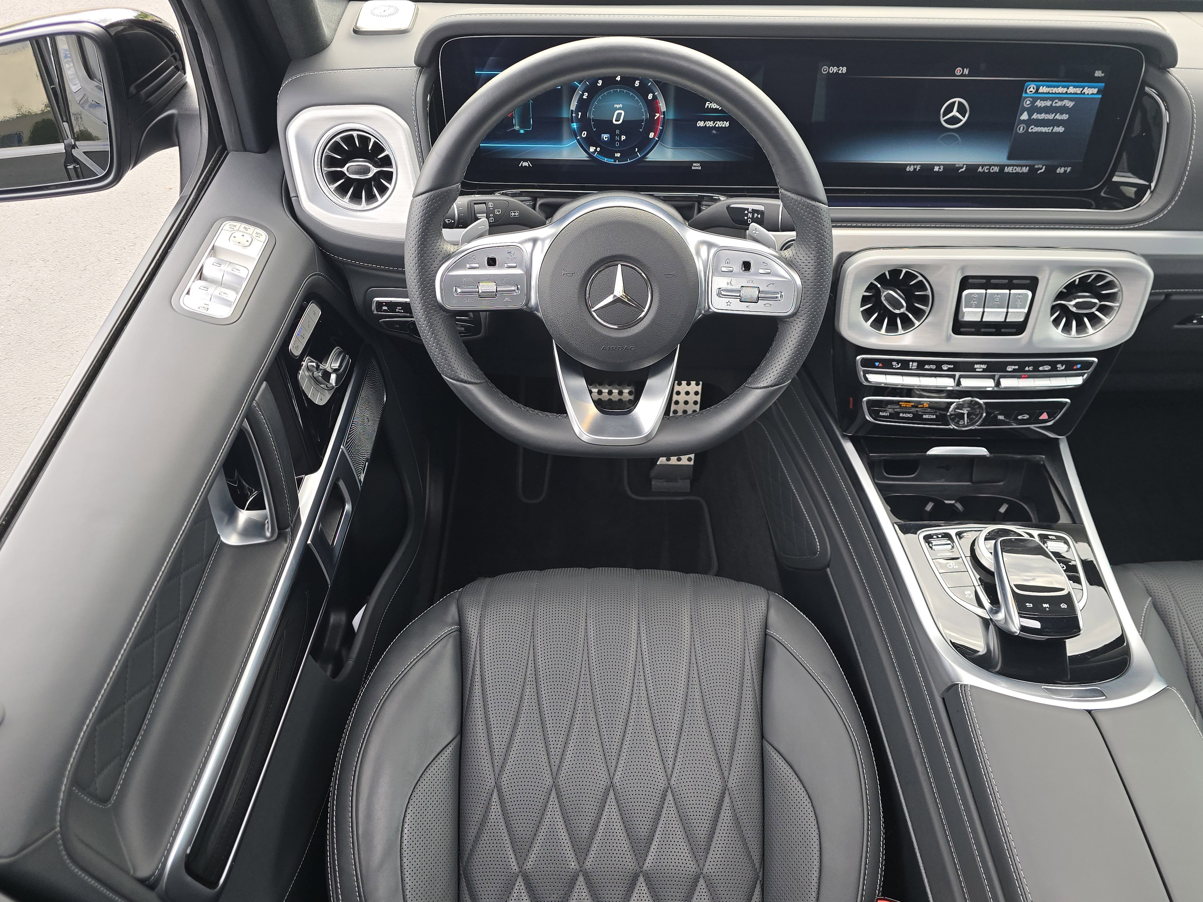 Used 2023 Mercedes-Benz G 550 image 22