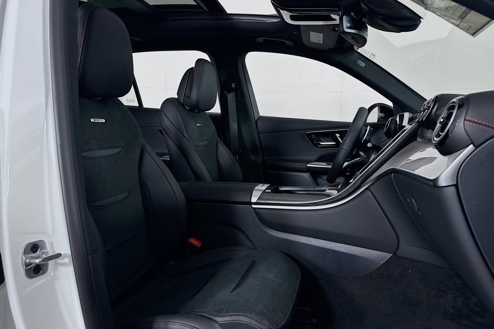 New 2026 Mercedes-Benz GLC 43 AMG 4MATIC image 6