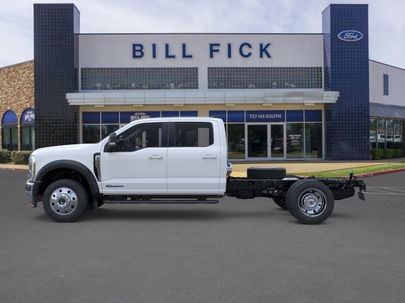 New 2026 Ford F550 4x4 Crew Cab image 3