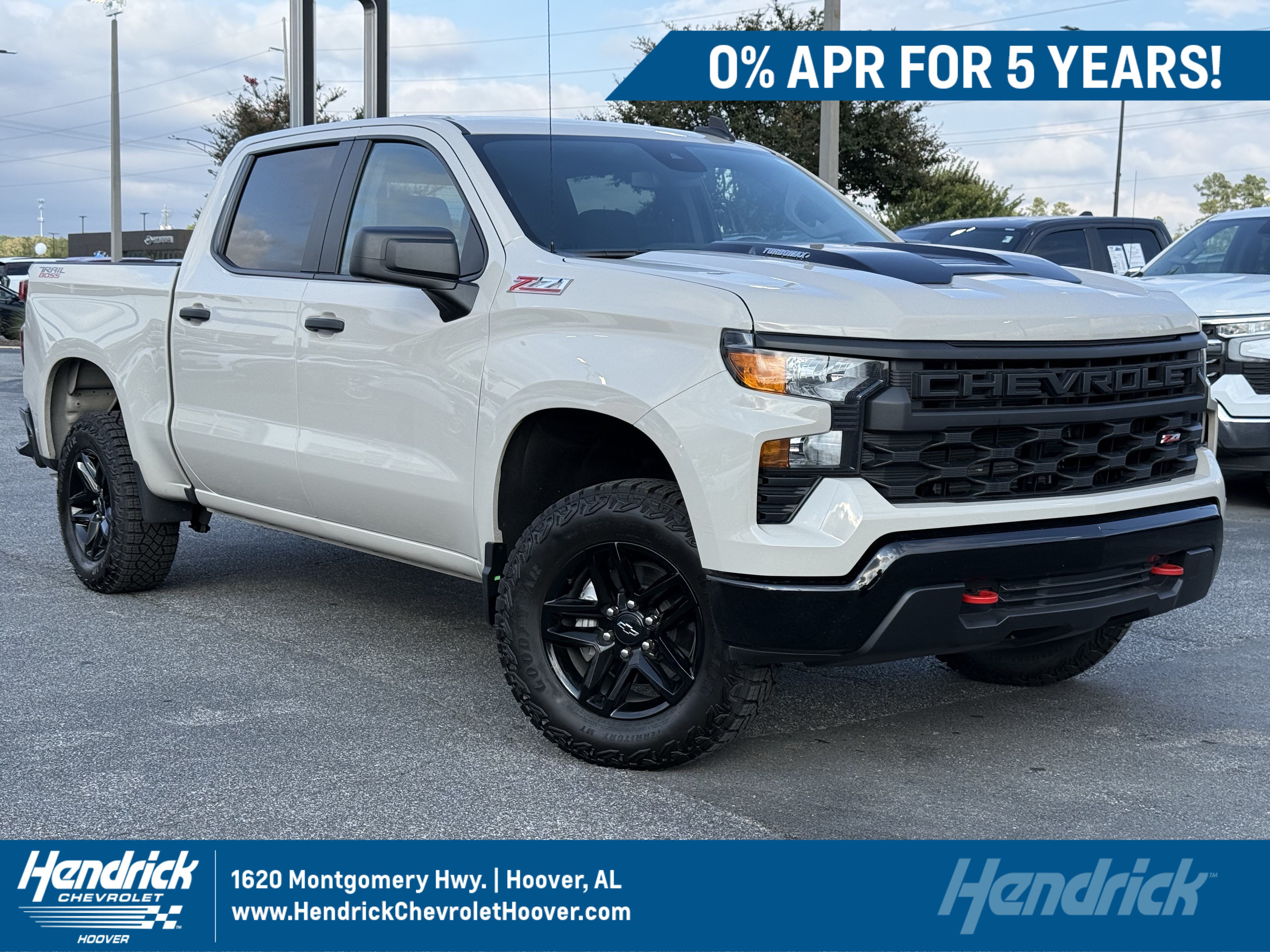New 2026 Chevrolet Silverado 1500 Custom Trail Boss AWD/4WD image 1