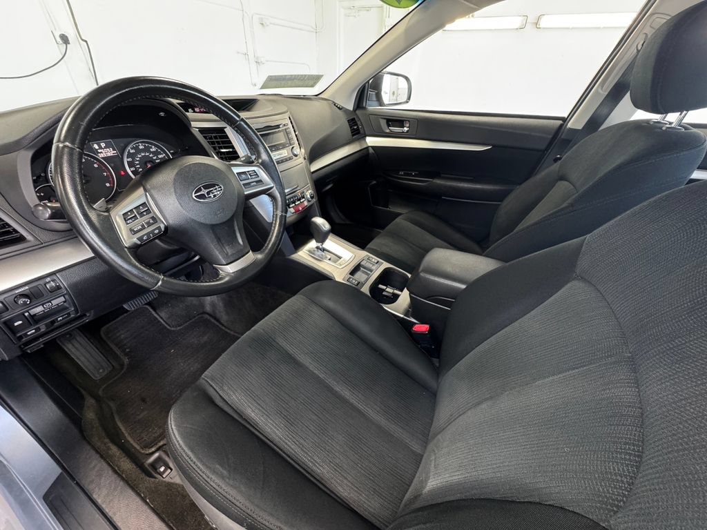 Used 2013 Subaru Legacy 2.5i Premium AWD/4WD image 13
