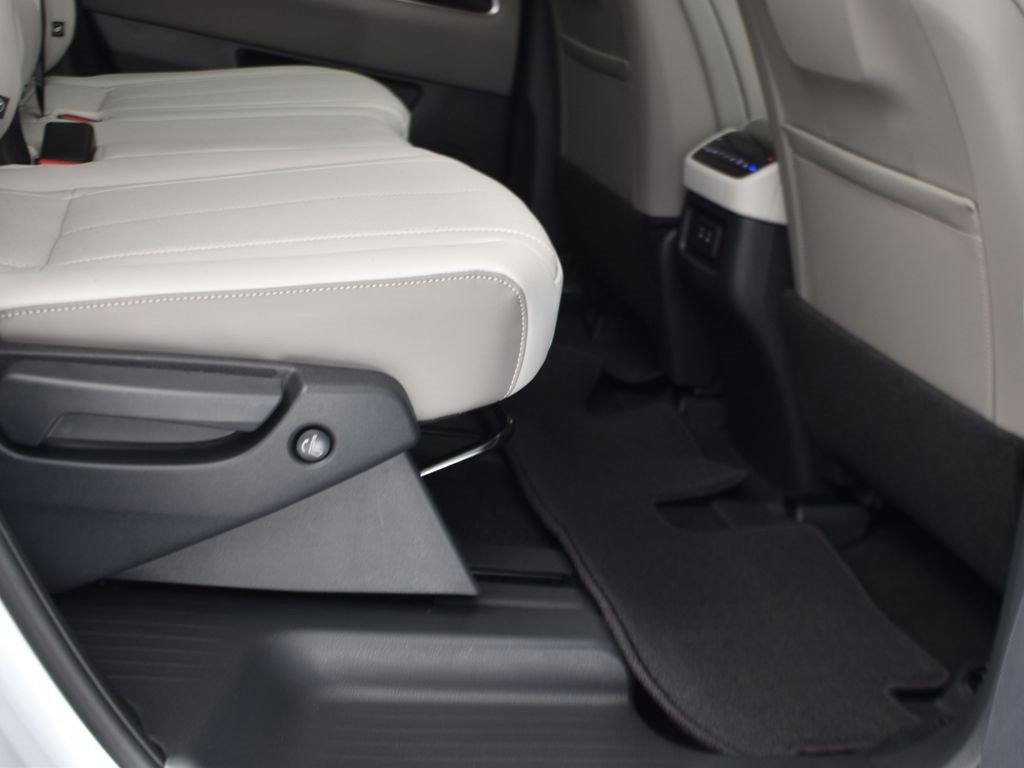 New 2026 INFINITI QX60 Luxe w/ Cargo Package image 18