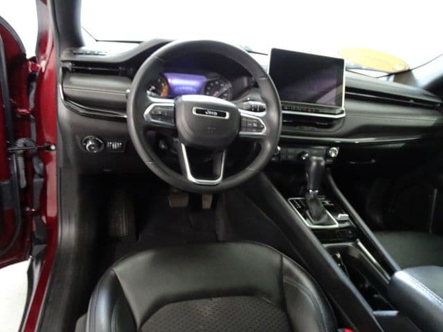 Certified 2022 Jeep Compass Latitude AWD/4WD image 4
