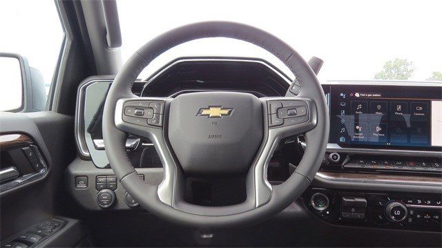 New 2024 Chevrolet Silverado 1500 Custom Trail Boss w/ LPO, Dark Essentials Package image 25