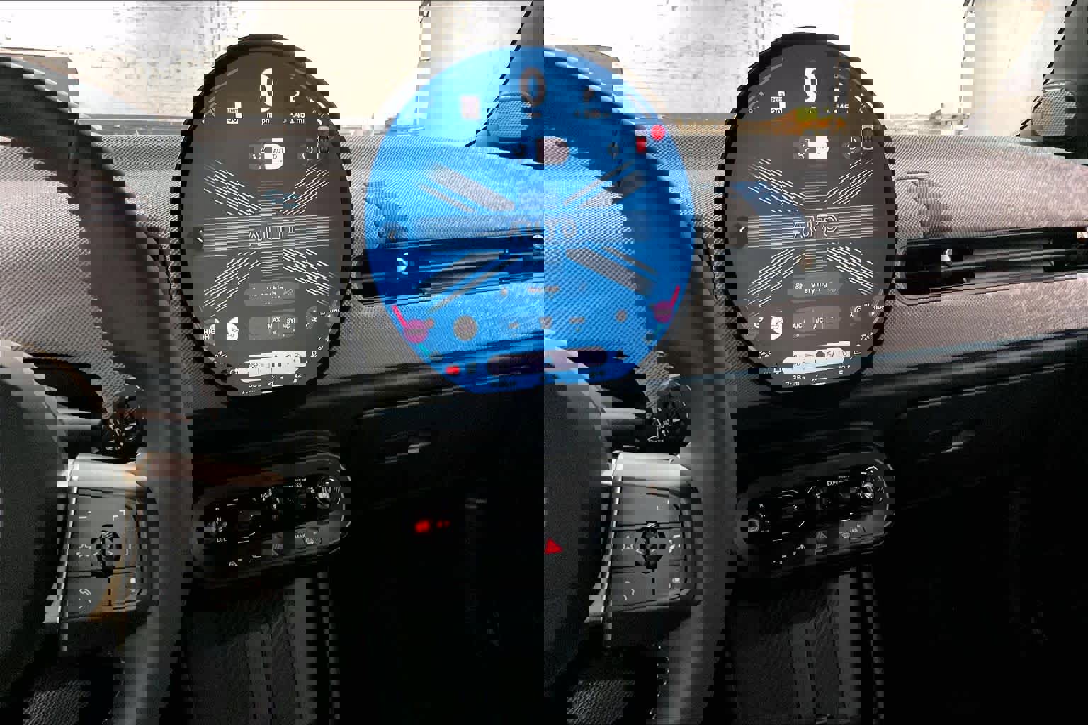 Certified 2025 MINI Cooper S image 9