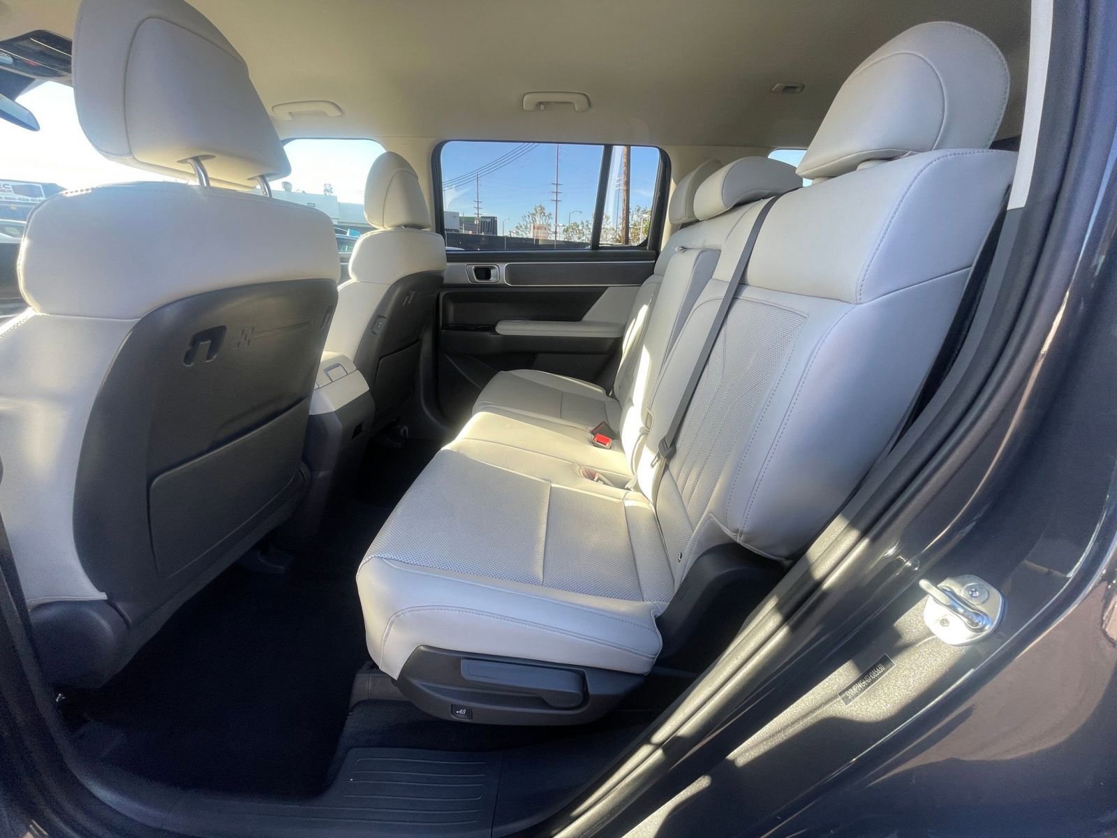 Used 2025 Hyundai Santa Fe SEL image 25