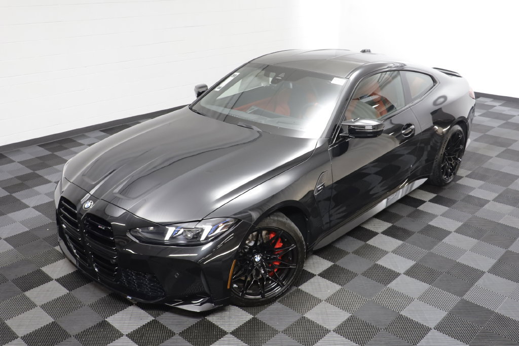 New 2027 BMW M4 Coupe w/ Executive Package RWD image 2