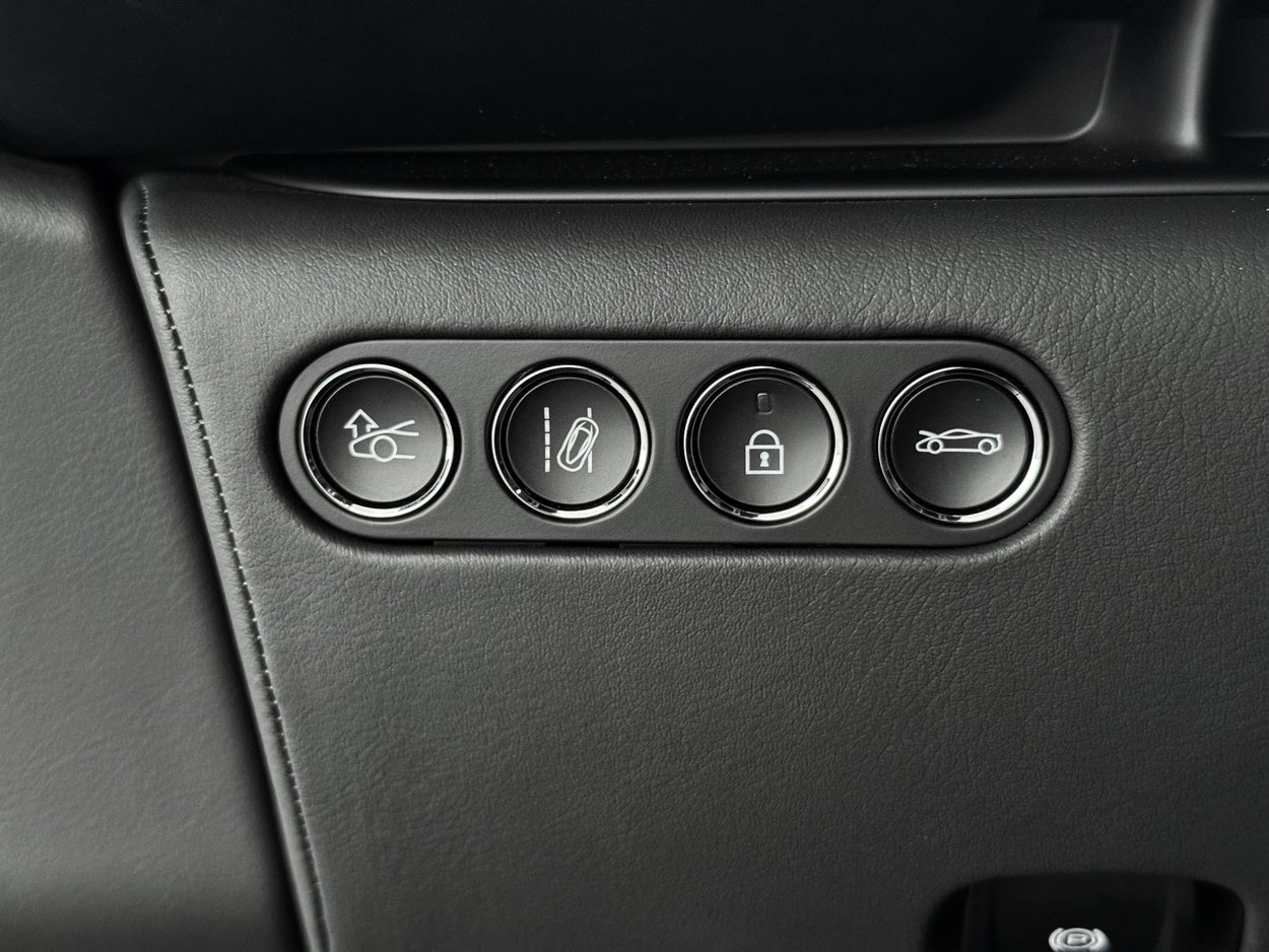 New 2025 McLaren Artura Spider image 15