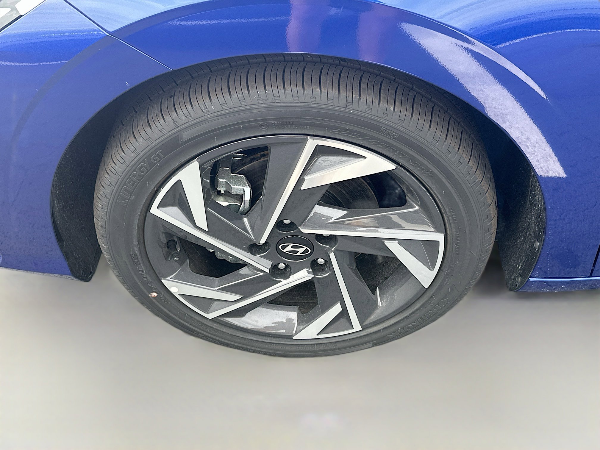 New 2025 Hyundai Elantra Limited w/ Cargo Package image 25