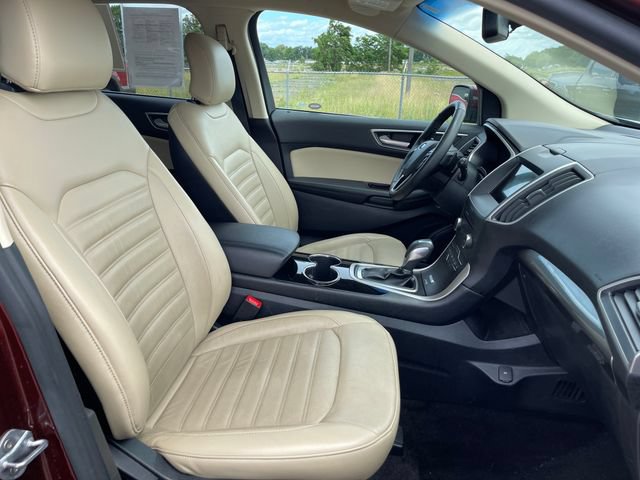 Used 2016 Ford Edge SEL w/ Equipment Group 201A AWD/4WD image 35